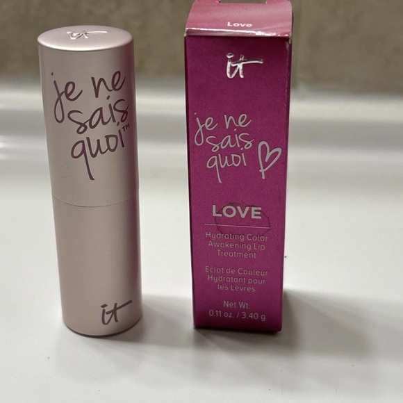 Cloud Cleanse Face Wash with Pink Headband - Picture 16 of 16